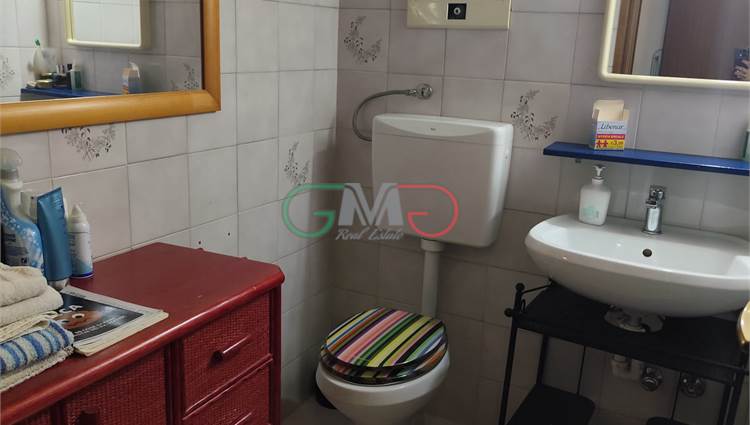 bagno di servizio al piano terra 